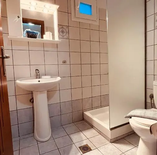 En Ethria Λιμενάρια